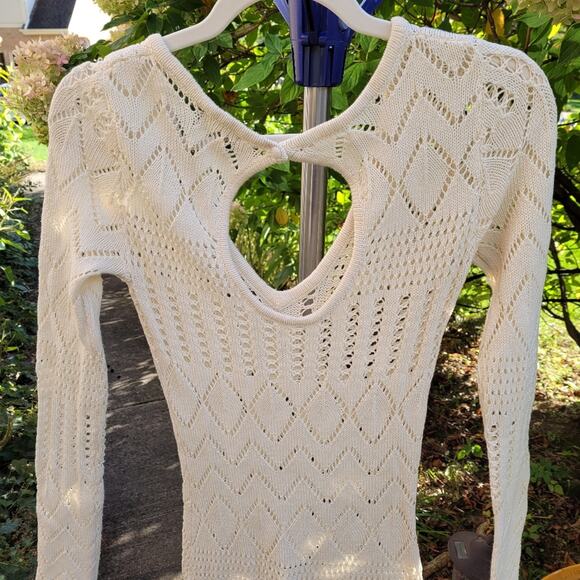 Bardot Cream Bodycon Open Knit V-neck Sweater Dress size 6 Keyhole Back - Picture 4 of 16